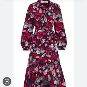 Diane Von Furstenberg  - Beautiful silk Carla Two floating floral night dress